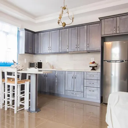 Poseidon Luxury * Foinikion
